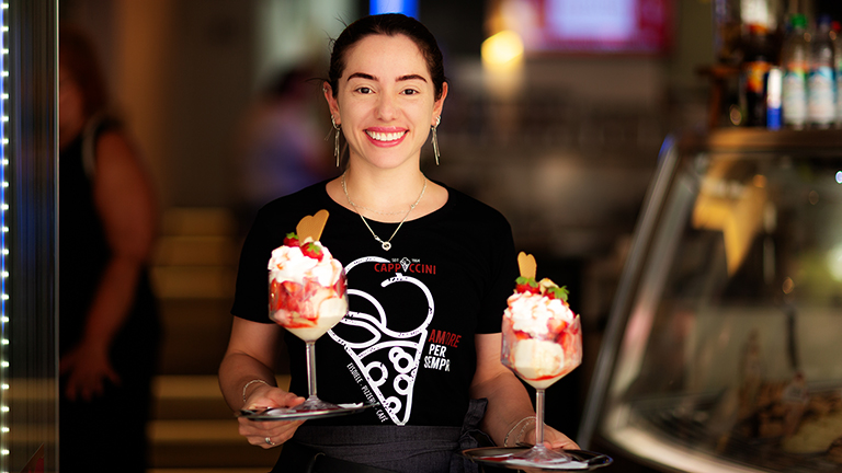 Banana Spaghetti Eis, Schoko Spaghetti Eis, Spaghetteria Italia, Kiwi Spaghetti Eis, Nero Spaghetti Eis, Vanille Spaghetti Eis, Erdbeer Spaghetti Eis, Amarena Spaghetti Eis, Primavera Spaghetti Eis, Clasico Spaghetti Eis, Schokosoße Tüte, After Eight Tüte, Erdbeer Tüte, Amarena Tüte, Erdbeersoße Tüte, Bonito Tüte, Raffaello Tüte, Krokant Tüte, Nuss Tüte, Rocher Tüte, Joghurt Waldbeer, Joghurt Amarena, Joghurt Kiwi, Joghurt Himbeer, Joghurt Bonita, Joghurt Erdbere, Banana Eierlikör, Banana Krokant, Banana Amaretto, Banana Split, Fruchtspeiseeis, Milchspeiseeis, Eis ohne Laktose, Mon Cherie, Bounty, Rocher, Giotto, Mars, Coppa della Casa, Erdbeer Krokant, Erdbeer Banana Eierlikör, Erdbeer Schoko, Erdbeer Bayles, Waldbeerbecher, Brombeerbecher, Himbeerbecher, Heidelbeerbecher, Überraschungstüte, Smartiestüte, Buntetüte, Kinder Spaghetti, Smarties Eis, Maja die Biene, Pinocchio, Anders, besser, Pasta, DÜberzeugung, einfach, unmissverständlich, beste, sonst, nichts, Frucht, Vordergrund, Fokus, maximalen, Genuss, Kompakt